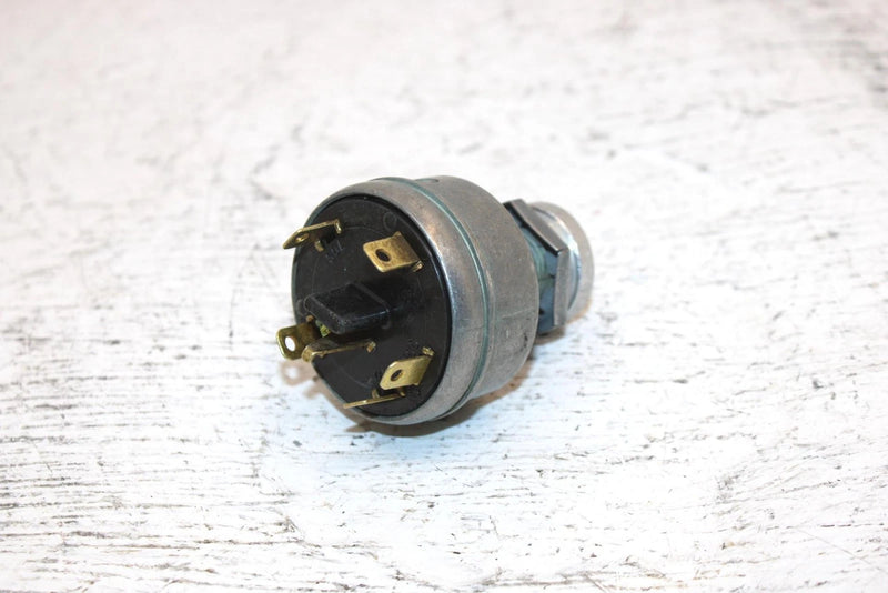 1998 Ski-doo Formula 500 Oem Ignition Key Switch 410111300 SS1