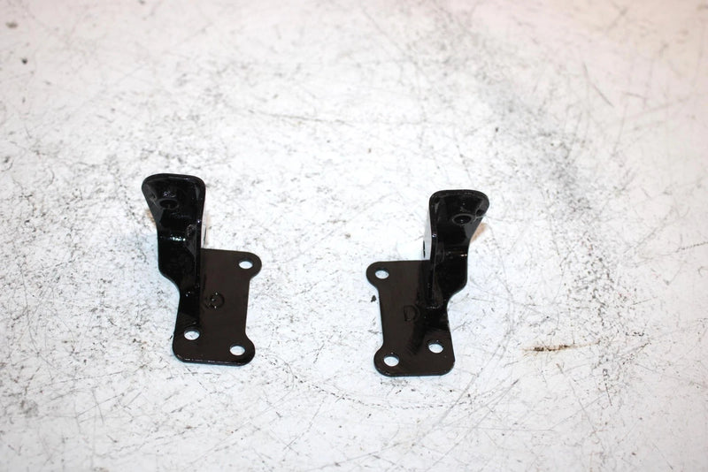 06 Ski-doo Gsx 600 Ho Sdi Oem Rear Box Bracket Set 518323769 518323770 SS14