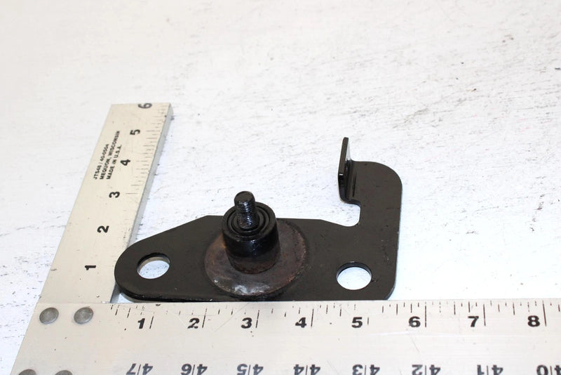 1990 Yamaha Phazer Ii Oem Front Lower Right Motor Mount 87F-21418-00-00 SY16