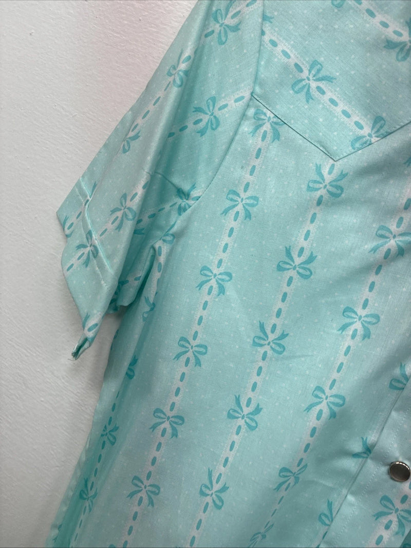 New Women’s H Bar C Blue Bow Short Sleeve Pearl Snap Size 32 LL-56