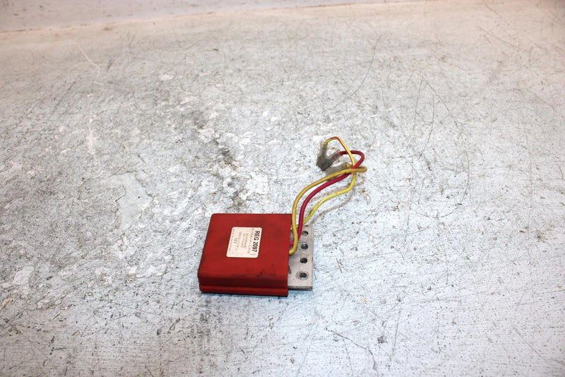 1993 Polaris 250 Oem Voltage Regulator 4060087 AP182