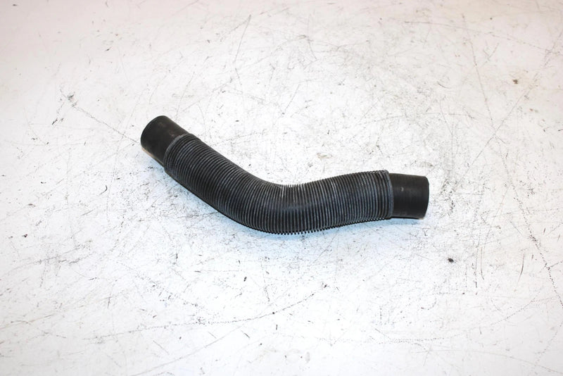 99 Yamaha Vmax 700 Sx Oem Coolant Pipe W/Spring 8CH-12482-00-00 SY82