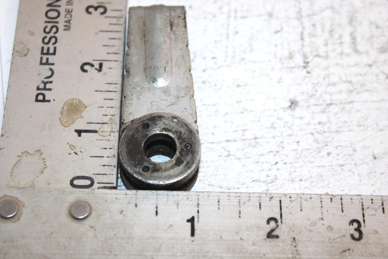 1987 Yamaha  Warrior Oem Chain Tensioner Bracket 1UY-25388-00-00 AY16