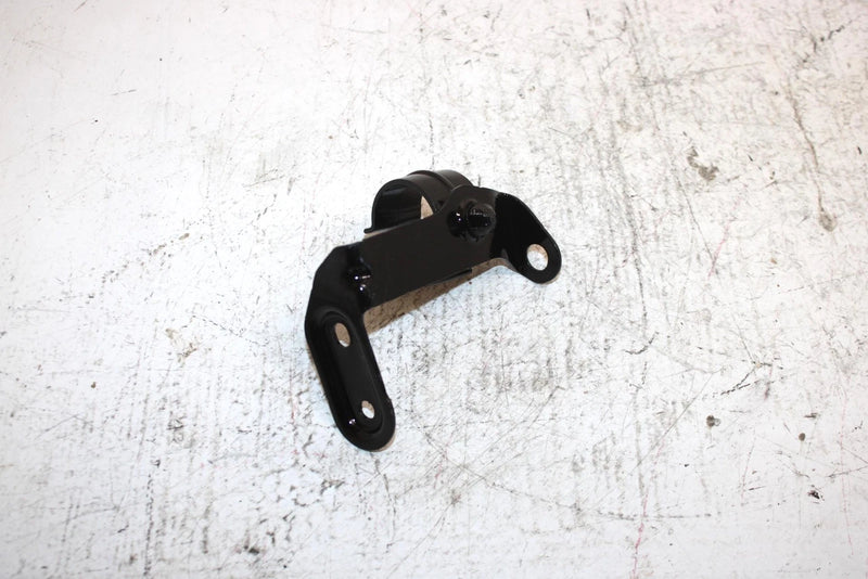 2019 Can-am Outlander 570 Oem Coolant Hose Support 709200641 AB9