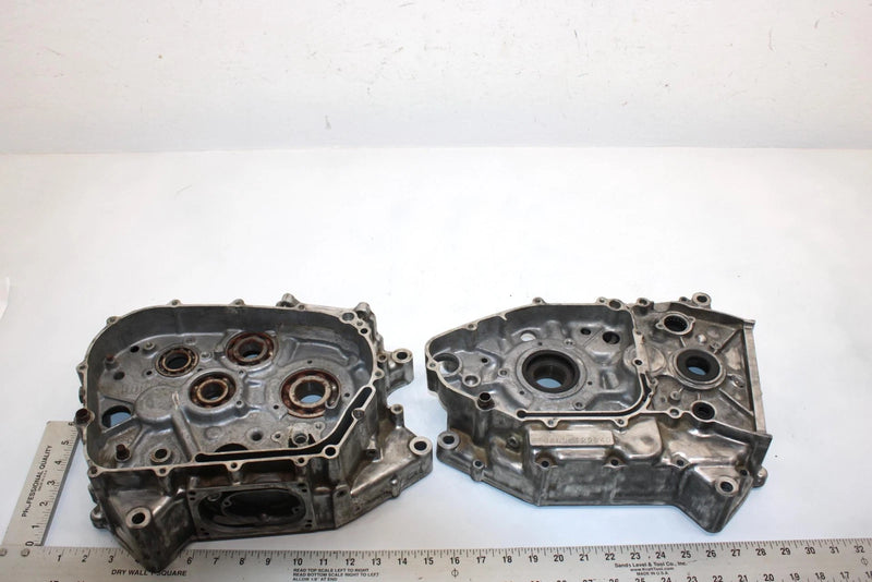 85 Suzuki Quadrunner 250 Lt250ef  Oem Engine Motor Crankcase 11300-24855 AS14
