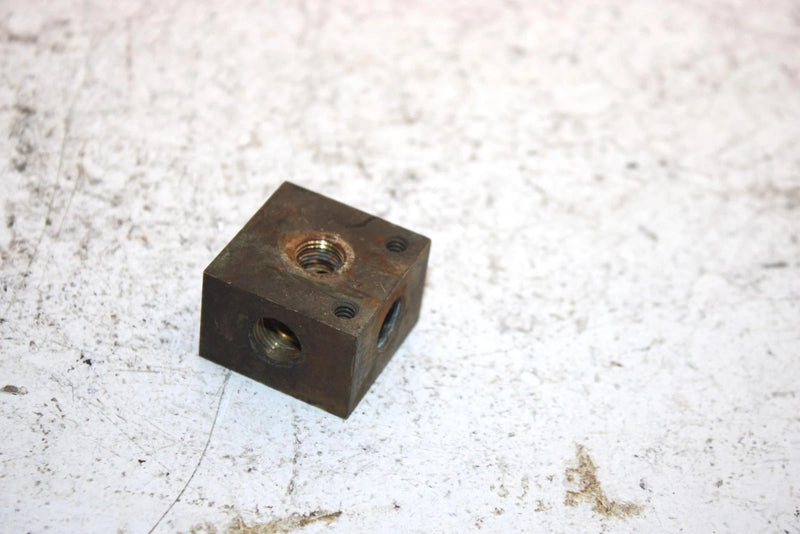 1994 Polaris 300 Oem Brake Tee Fitting 7052103 AP94