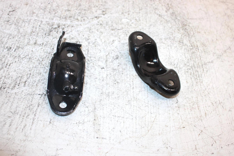 2002 Honda Foreman Rubicon Oem Steering Holder (Set) 53221-HM7-000 AH36