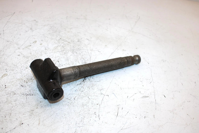 92 Polaris Trail Oem  Spindle BLK 5130919-067 6230055-067 SP136