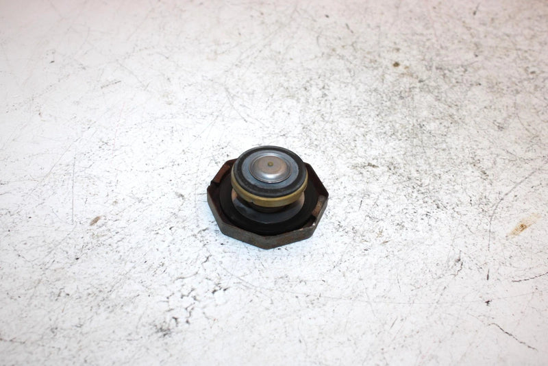 87 Polaris 400 Oem Pressure Cap 2511155 SP63