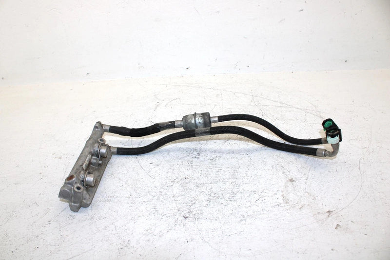 2013 Polaris 600 Rush Pro Oem Fuel Rail Assembly 2521143 SP30.1