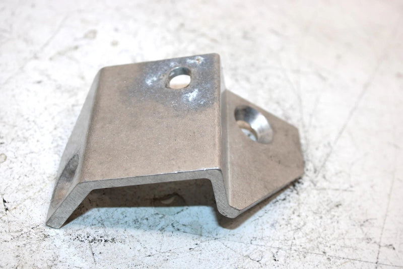 00 Arctic Cat Zr 600 Oem Left Rear Engine Mount (Slotted) 0708-120 SAS5