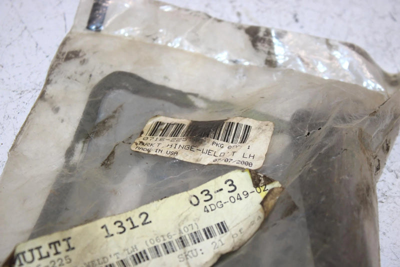 95 Arctic Cat Wildcat Oem NOS Left Hinge Bracket 0716-225 SAS7