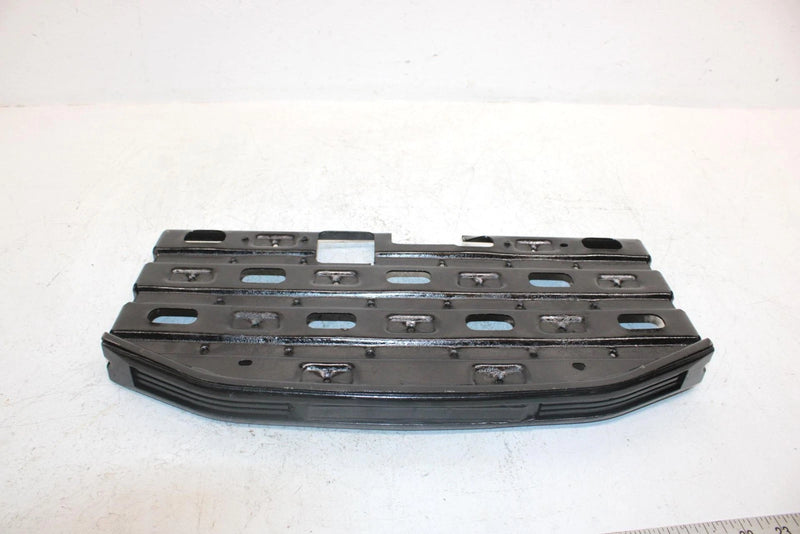 1991 Polaris Trail Boss Oem Right Footrest 1040220 AP92