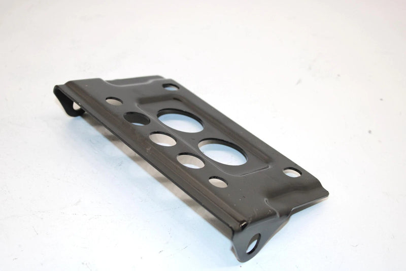 03 Bombardier Quest 650 Oem Front Diff Mounting Bracket 705400068 AB1