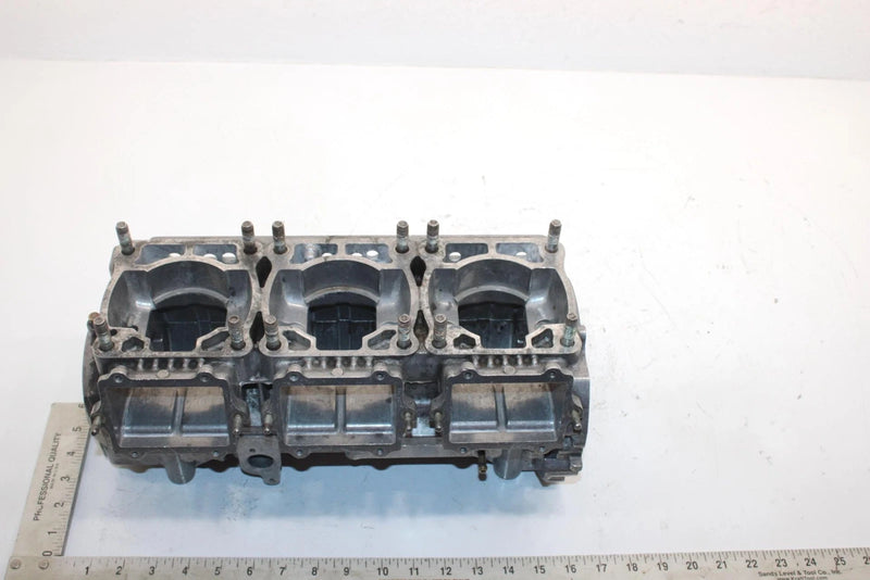 98 Polaris Xc 700 Oem Crankcase 3085511 3085575 SP130