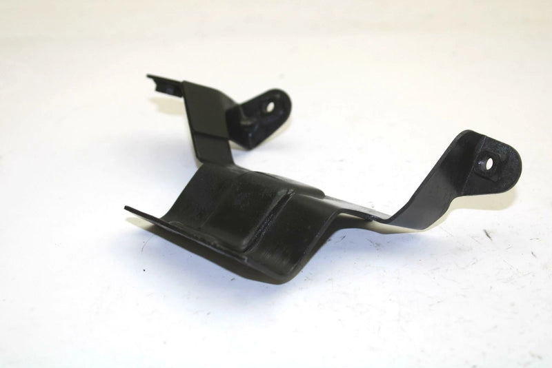 Yamaha OEM Airbox Bracket 8g8-14498-00-00 SY48