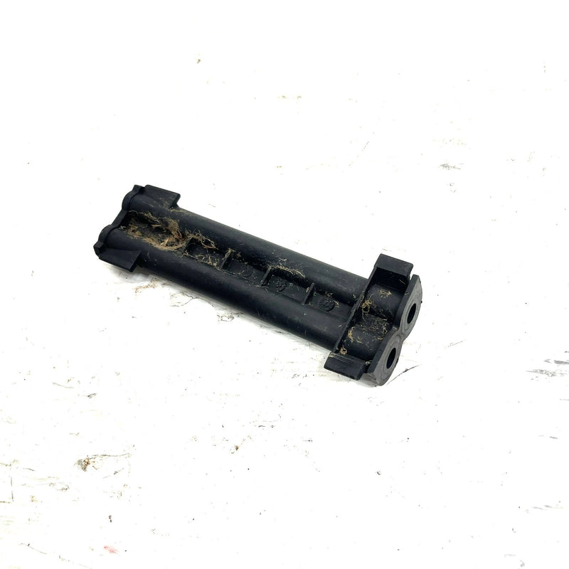 99-03 Sea-Doo GTX OEM Water Outlet 271000785 JS33