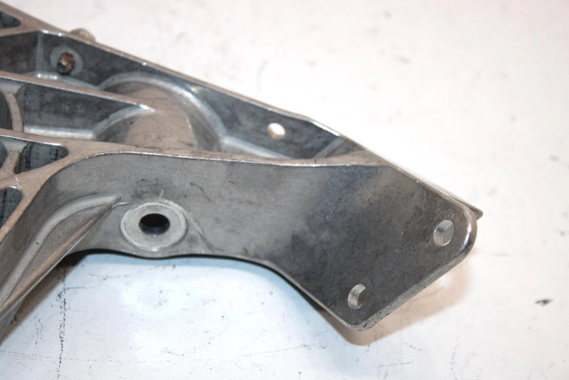 07 Arctic Cat Jaguar Z1 1100 Efi Oem Left Upper Shock Mount 0607-807 SA301