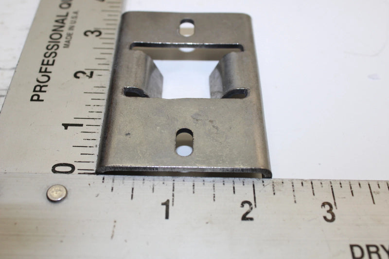 99 Polaris SLTH OEM Latch Plate Bracket 5243533 JP2