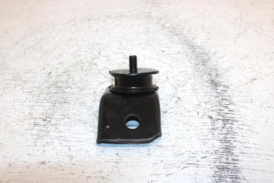 1995 Yamaha Vmax 600 Oem Front Lower Right Mount W/Dampner  8M6-21486-02-00 SY11