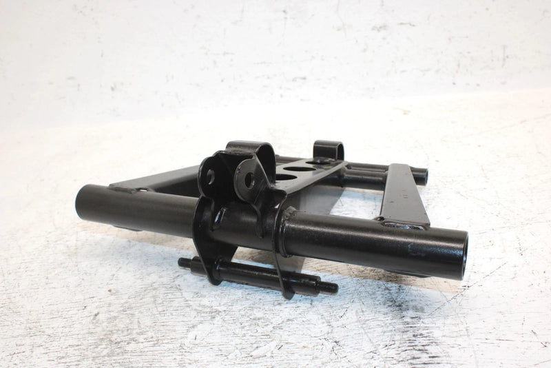 1995 Yamaha Vmax 600 Oem Rear Torque Arm 8AV-47332-01-00 SY11