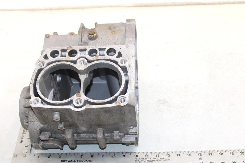 04 Polaris Frontier Classic Oem Engine Block Crankcase 2202133 2202444 SP184
