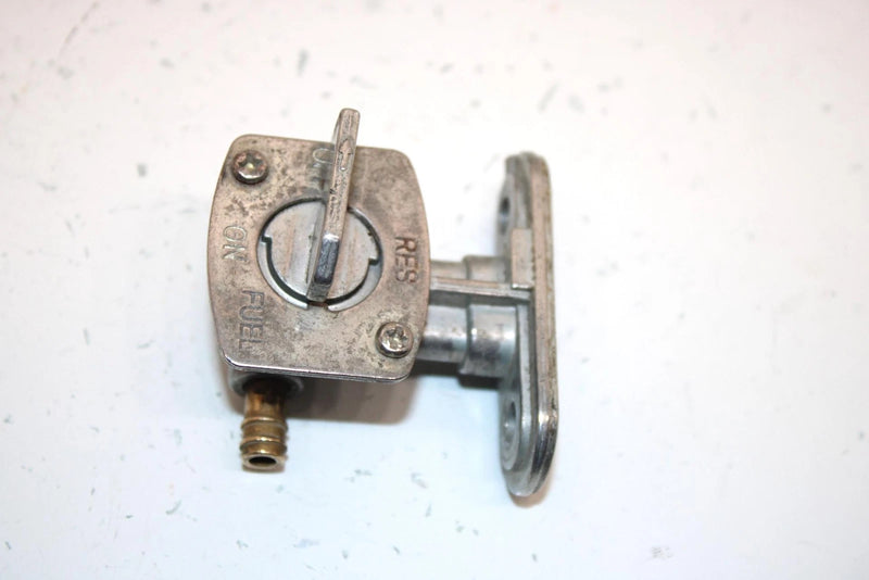 90 Kawasaki Bayou 300 Klf300c 4x4 Oem Fuel Petcock Assy. 51023-1159 AKS