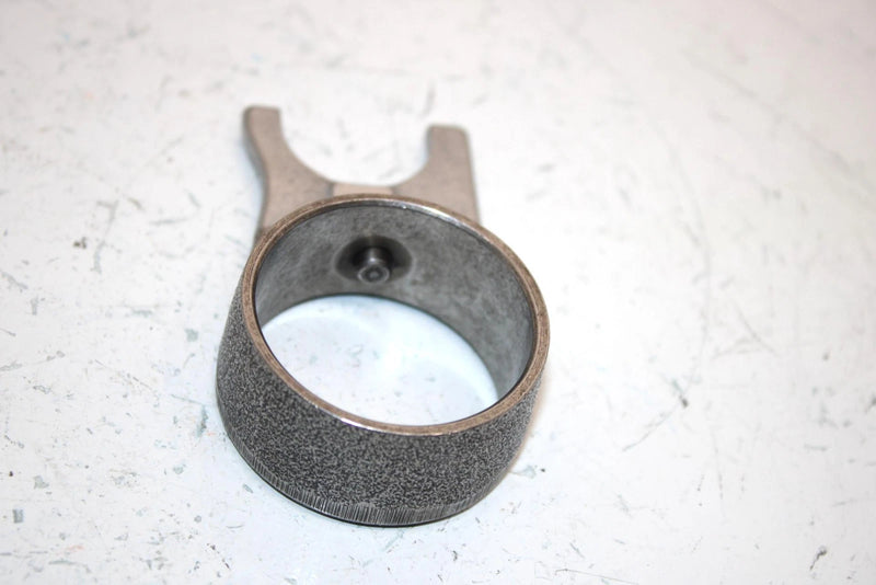 86 Honda Fourtrax  Trx125 A Oem R. Gear Shift Fork 24211-VM6-000 AH16