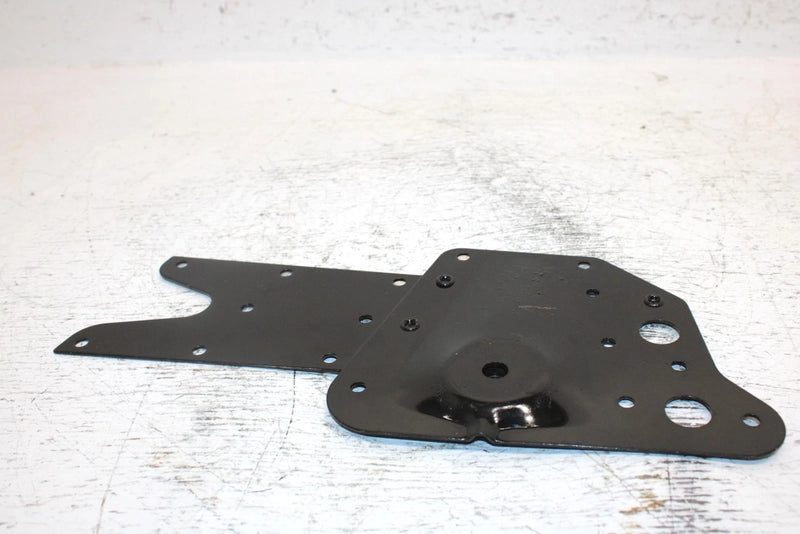 1997 Polaris Classic Oem Left Suspension Bracket 1012439-067 SP42