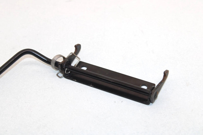 00 Arctic Cat 300 4x4 Oem Seat Latch Lever 1506-056 AA20