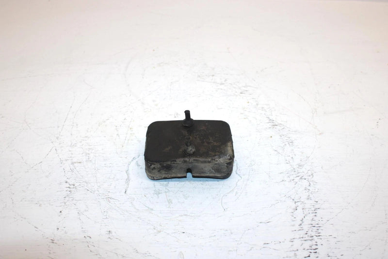 1985 Honda Atc 110a All Terrain Oem Seat Rubber Dampner 77201-942-000 AH58
