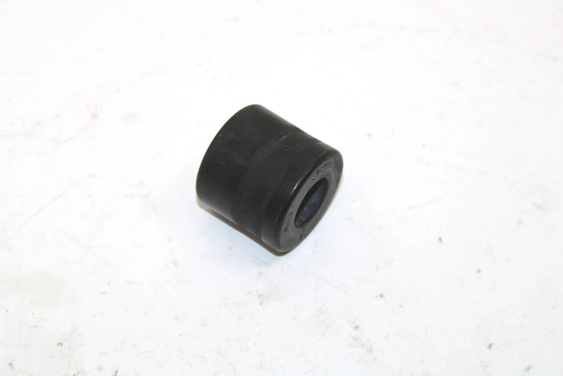 2005 Yamaha Rs Vector Er Oem Suspension Roller 8ES-47429-00-00 SY59