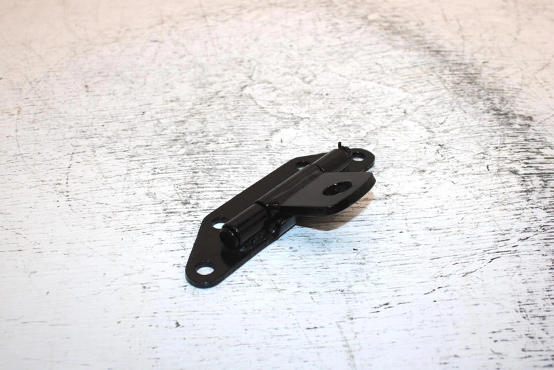 1997 Yamaha Venture Tr Oem Hitch Pin Bracket 84R-77592-00-00 SY15