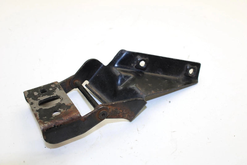 1998 Yamaha Srx700 Oem Left Hood Hinge 8DF-77140-00-00 SY77
