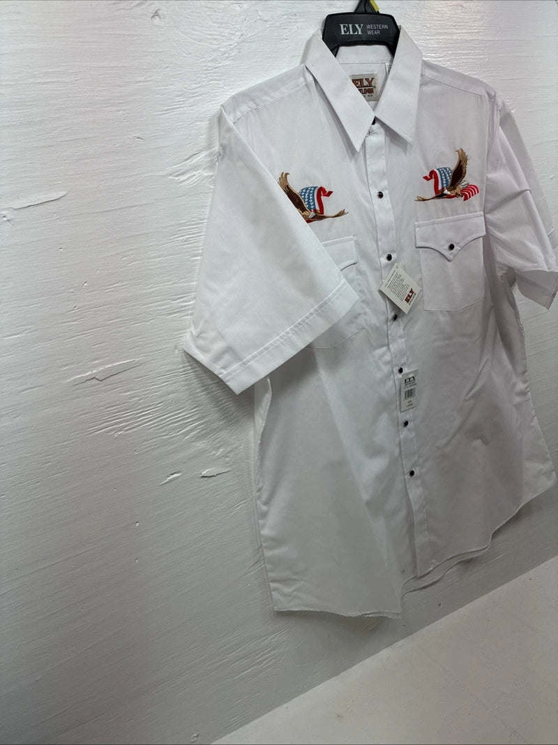 New Men’s ELY Cattleman White Eagle Flag Short Sleeve Pearl Snap Large Q-45
