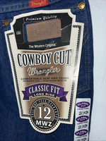 New Men’s Cowboy Cut Classic Fit Wrangler Denim Jeans. 13/14x34 G-13