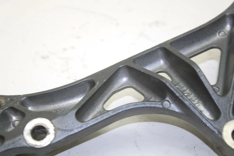 96 Yamaha Wave Runner III OEM Left Engine Mount 6R7-21415-01-00 JY0 