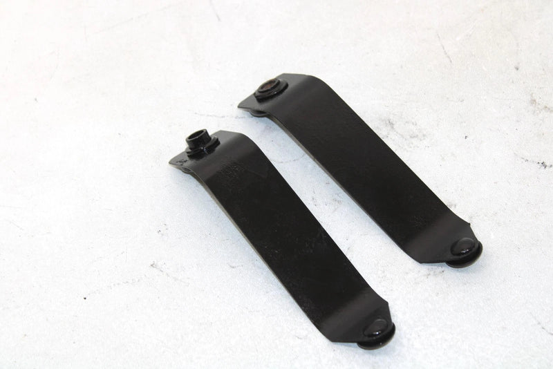 1995 Polaris Xplorer Oem Rear Fender Bracket Pair 5220902-067 Q1483