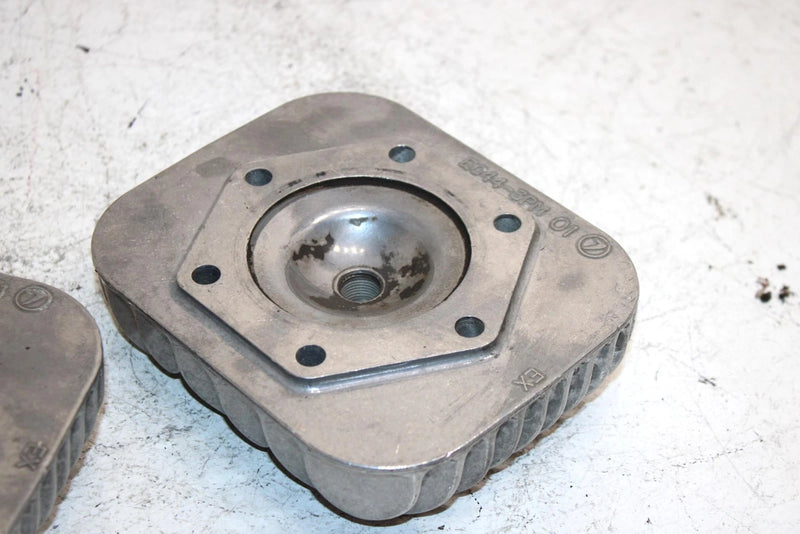 92 Polaris Sport Gt Oem Cylinder Head Pair 3084250 SP62