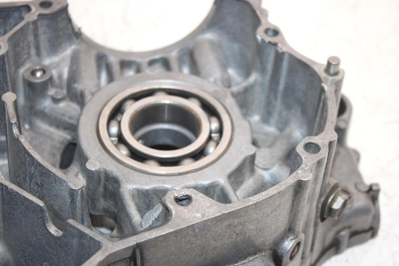 2001 Polaris Magnum 325 Oem Crankcase Half 3087115 3087124 AP30