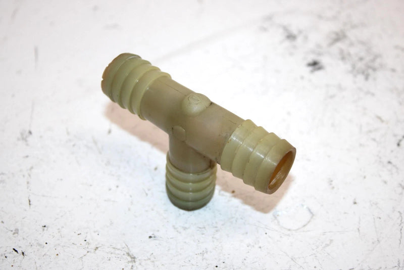97 Polaris Xcr 600 Se Oem Connector Tee 7052093 SP18