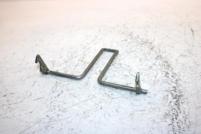 2002 Polaris Sportsman 700 Oem Seat Latch Set 5224592 1040387 AP184