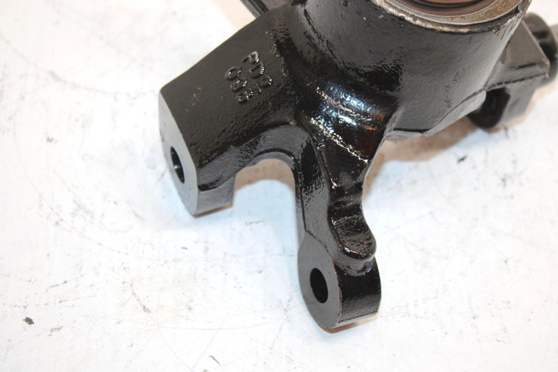 2001 Bombardier Traxter Oem Front Right Steering Knuckle 709400095 AB10
