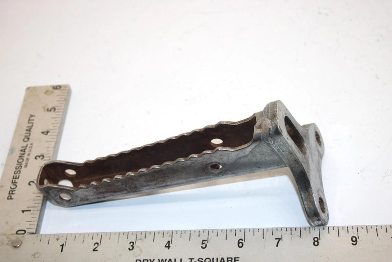 96 Yamaha  Timberwolf 250 2wd Oem Left Footrest (Polished) 3JM-27411-01-00 AY45