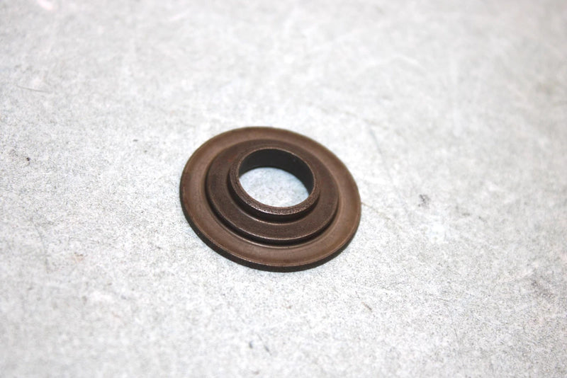 05 Yamaha  Bruin  4wd Hunter  Oem Valve Spring Seat 3Y1-12116-00-00 AY38