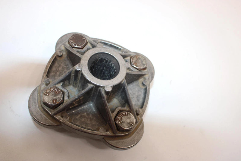 00 Polaris Trail Boss 325 Oem Rear Axle Hub With Bolts 5131777 5144192 Q5293