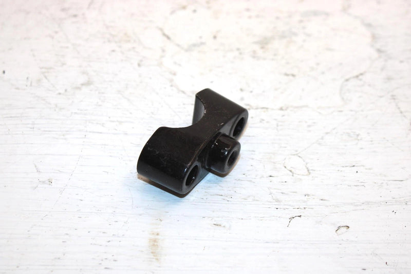 2009 Suzuki Lt-a400f Oem Lower Handlebar Mount 56211-21G00-291 AS26