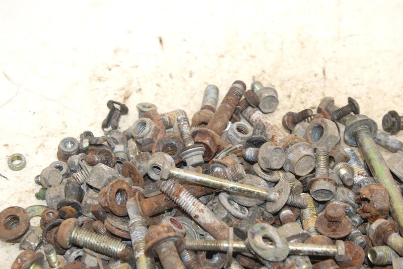 2006 John Deere  Buck 650 Oem Nut Bolt Spacer Hardware Kit AJ0