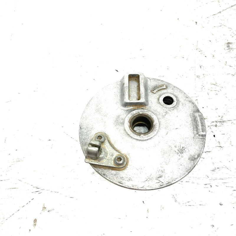 1988 Yamaha Moto 4 OEM Front Right Backing Plate 2HT-25169-00-00 AY57