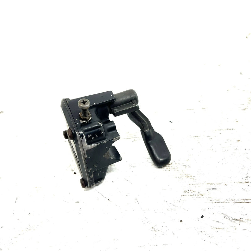 87-95 Yamaha Moto 4 OEM Throttle Lever 1NV-26250-01-00 AY57